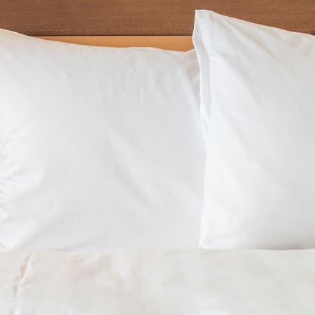 Holiday Inn Express Hotel & Suites Oshkosh - State Route 41 By Ihg Eksteriør billede