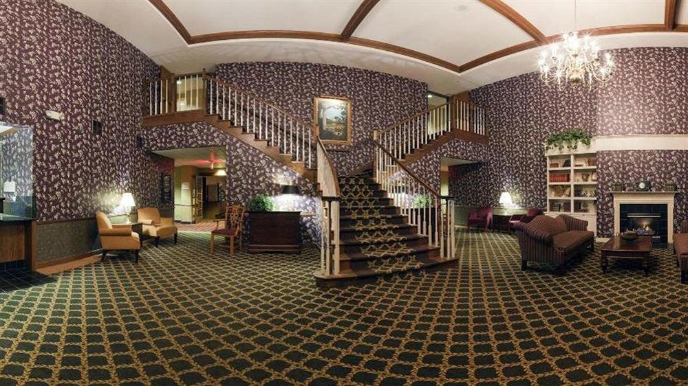 Holiday Inn Express Hotel & Suites Oshkosh - State Route 41 By Ihg Eksteriør billede